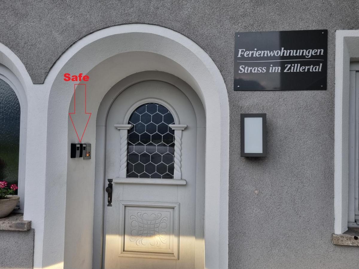 Ferienwohnungen Strass Im Zillertal Strass im Zillertal Exterior foto